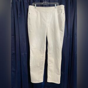 Women's White Jeans size 18 NWOT